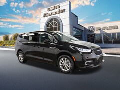 2026 Chrysler Pacifica LIMITED AWD Passenger Van