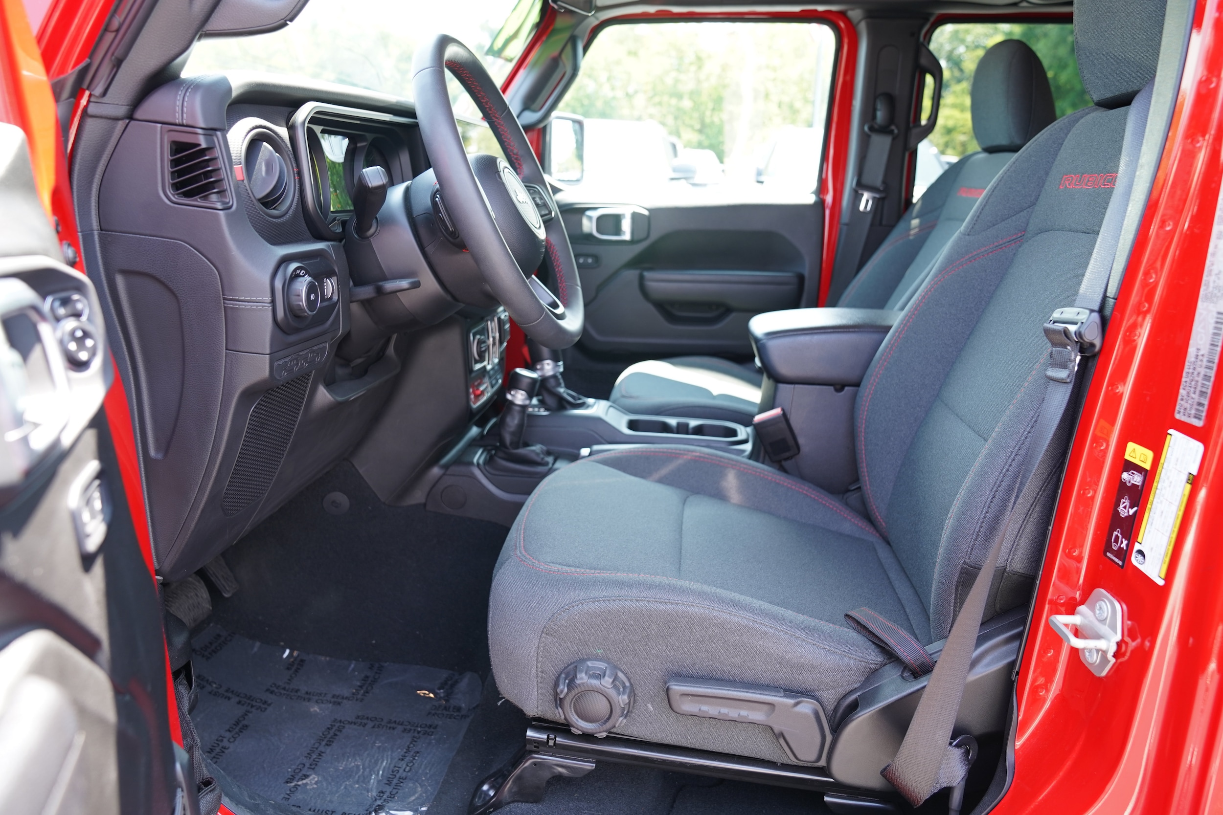 2024 Jeep Wrangler 4-Door Rubicon - Photo 4
