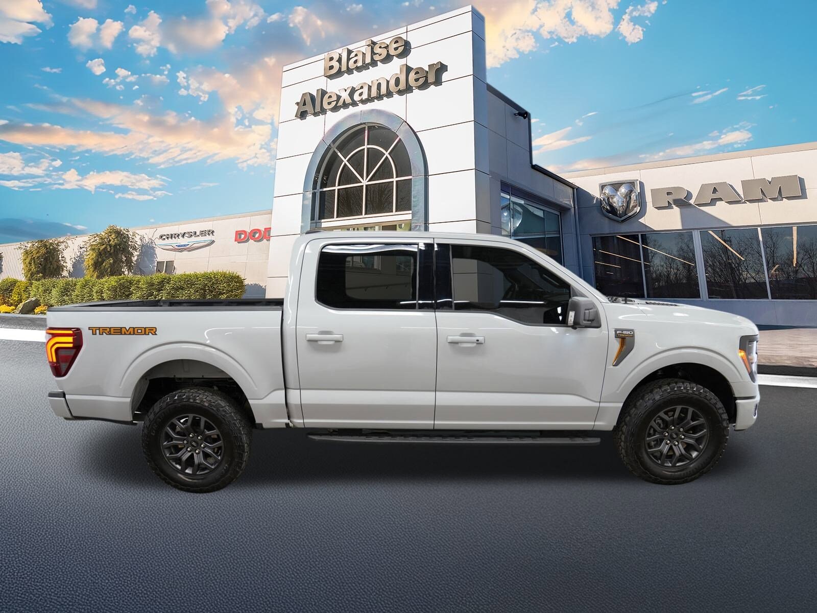 2024 Ford F-150 Tremor photo 2