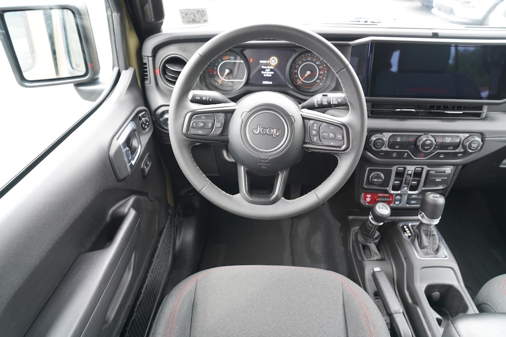 Used 2025 Jeep Wrangler Rubicon SUV