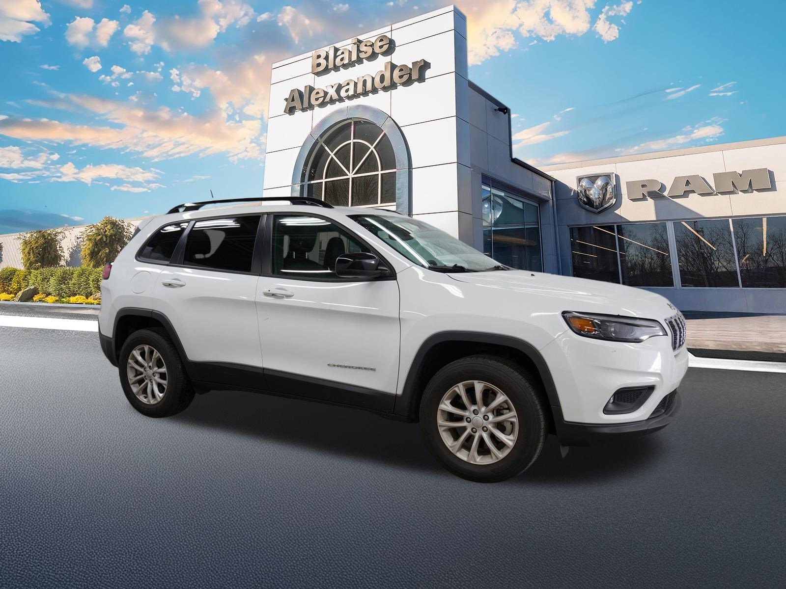 2022 Jeep Cherokee Latitude Lux 4X4's photo