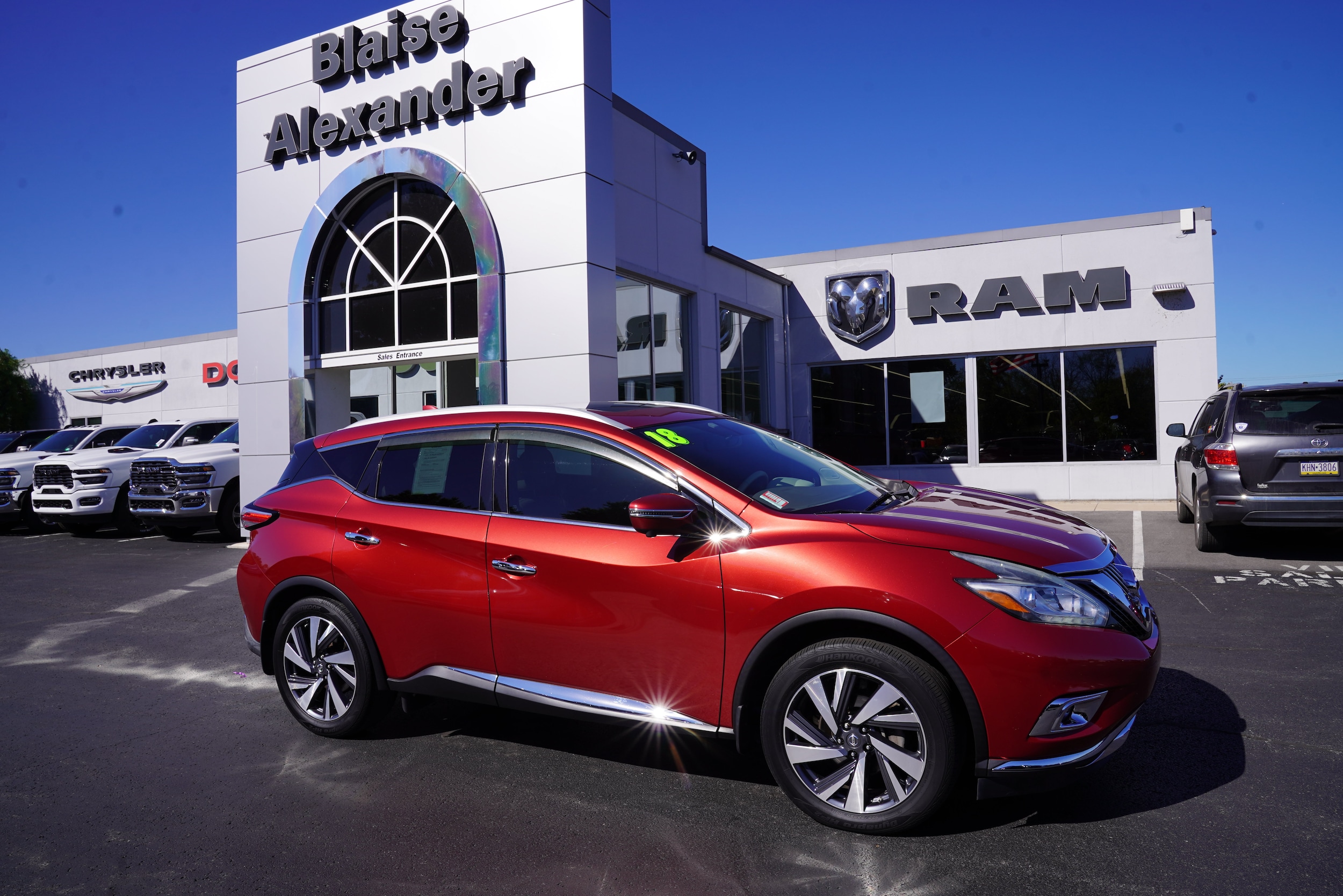 Used 2018 Nissan Murano Platinum with VIN 5N1AZ2MH1JN197556 for sale in Lewisburg, PA