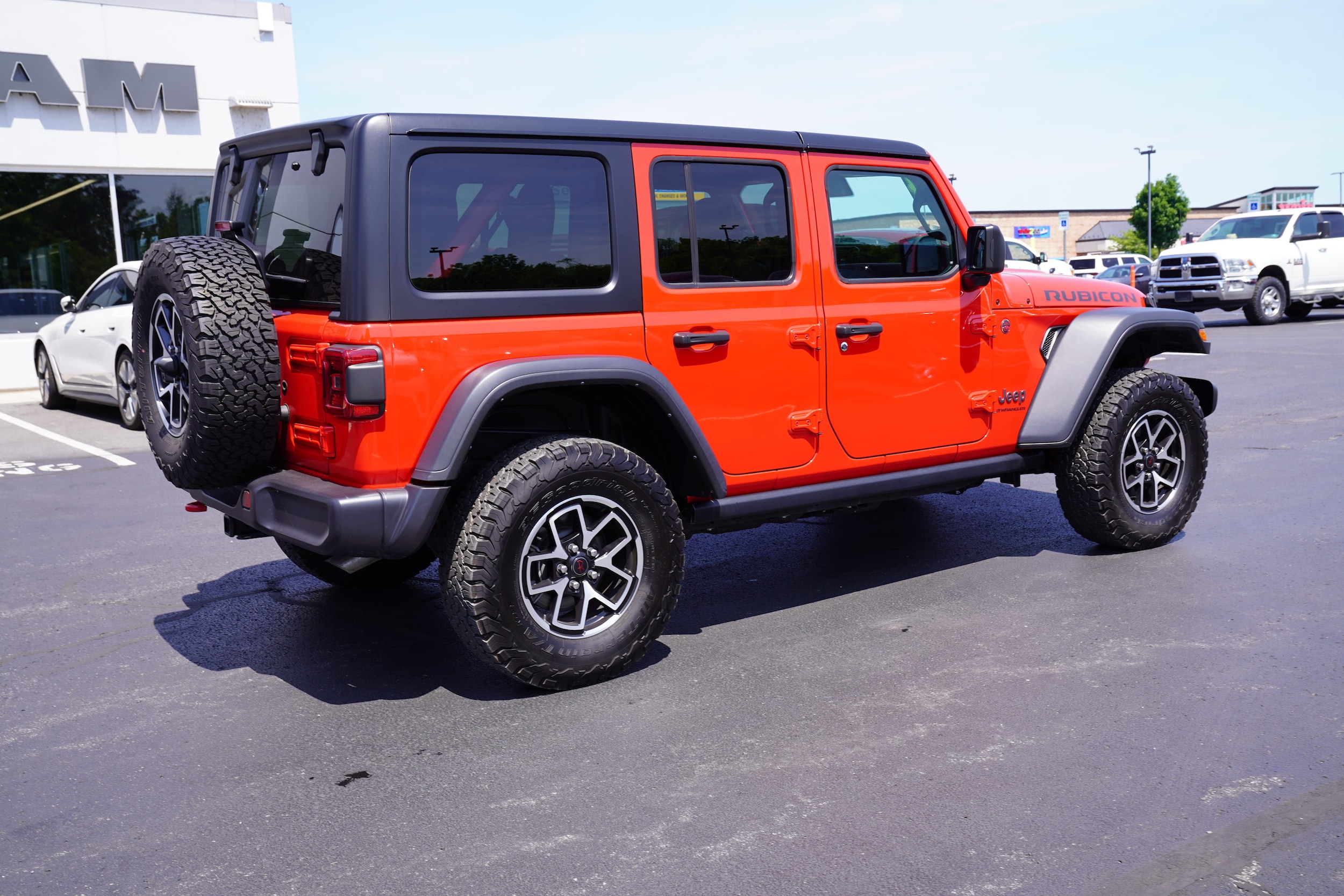 2024 Jeep Wrangler 4-Door Rubicon - Photo 3