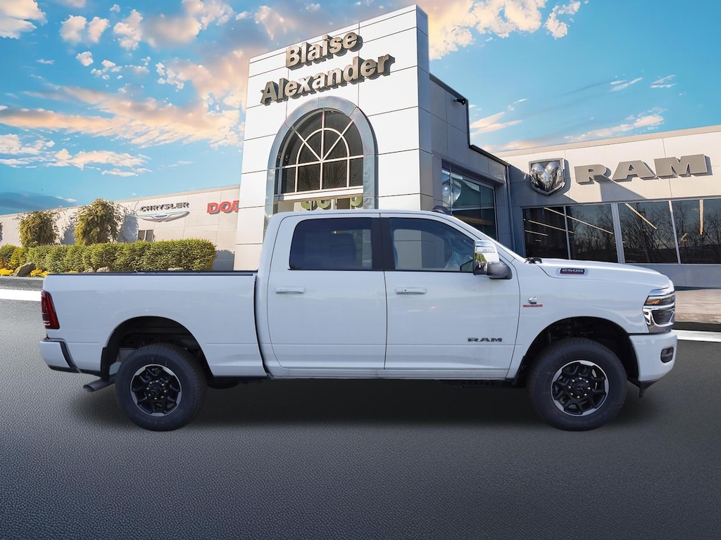 New 2026 Ram 2500 LARAMIE CREW CAB 4X4 6'4 BOX Pickup