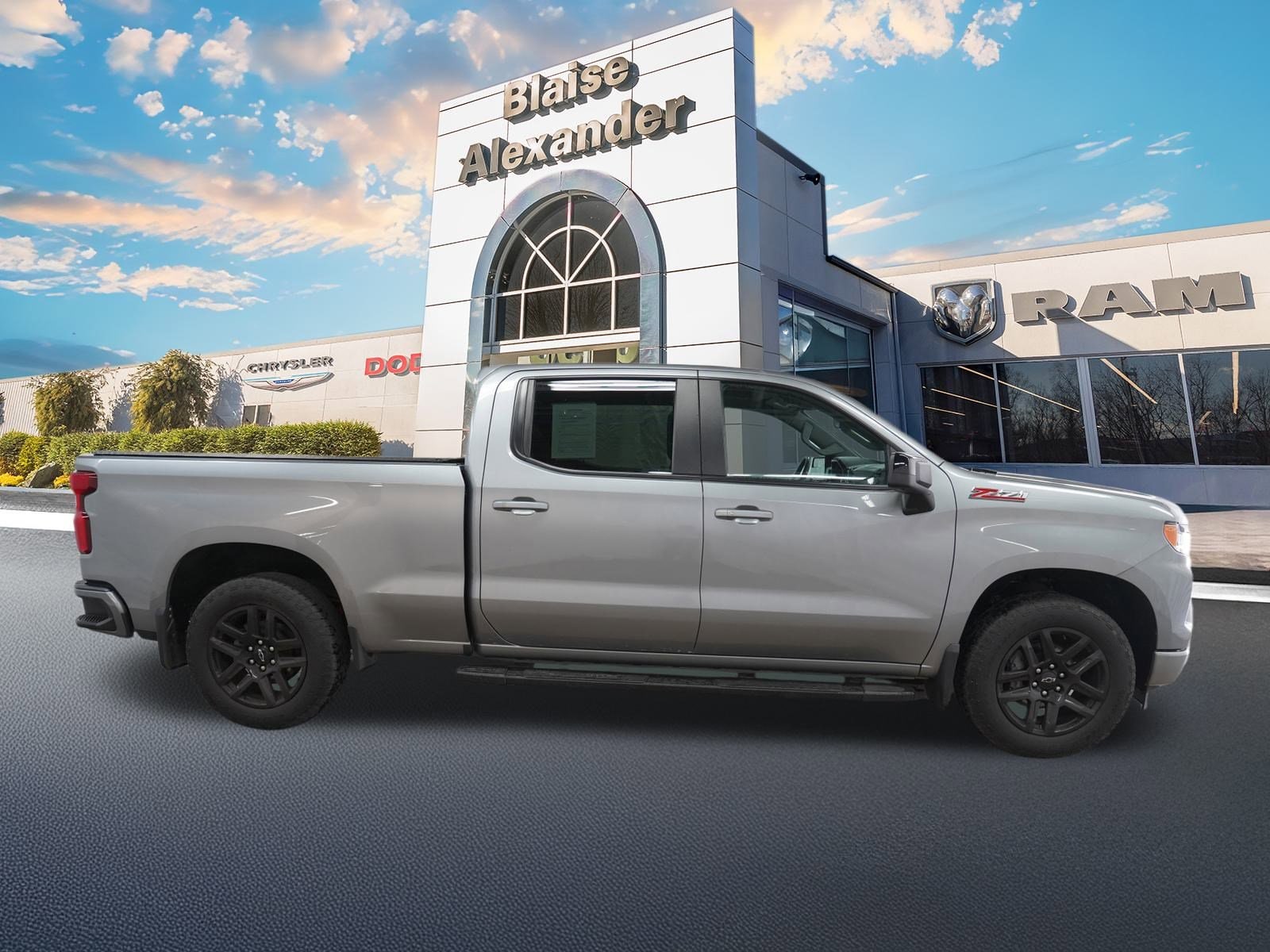 Used 2023 Chevrolet Silverado 1500 RST with VIN 1GCUDEED8PZ154881 for sale in Lewisburg, PA