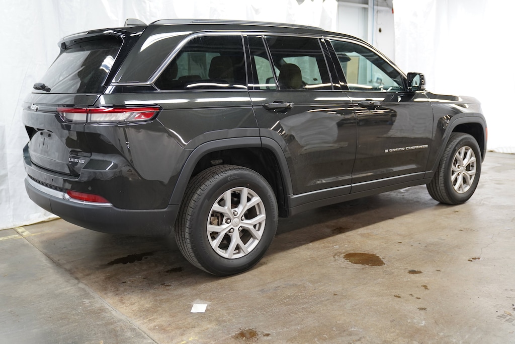 Used 2023 Jeep Grand Cherokee Limited SUV