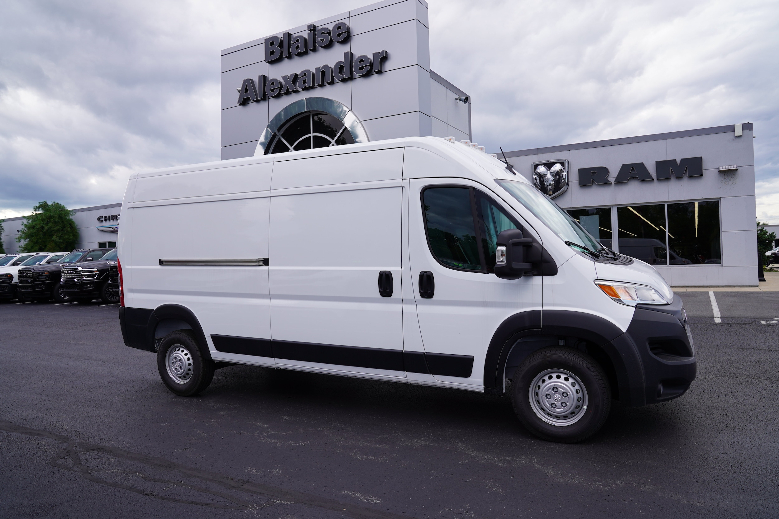 2026 RAM ProMaster Cargo Van Tradesman