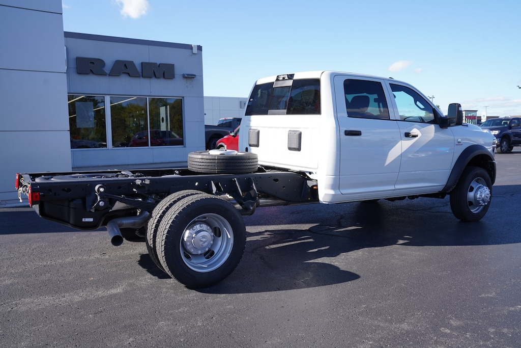 New 2027 Ram 5500 CREW CAB CHASSIS Pickup