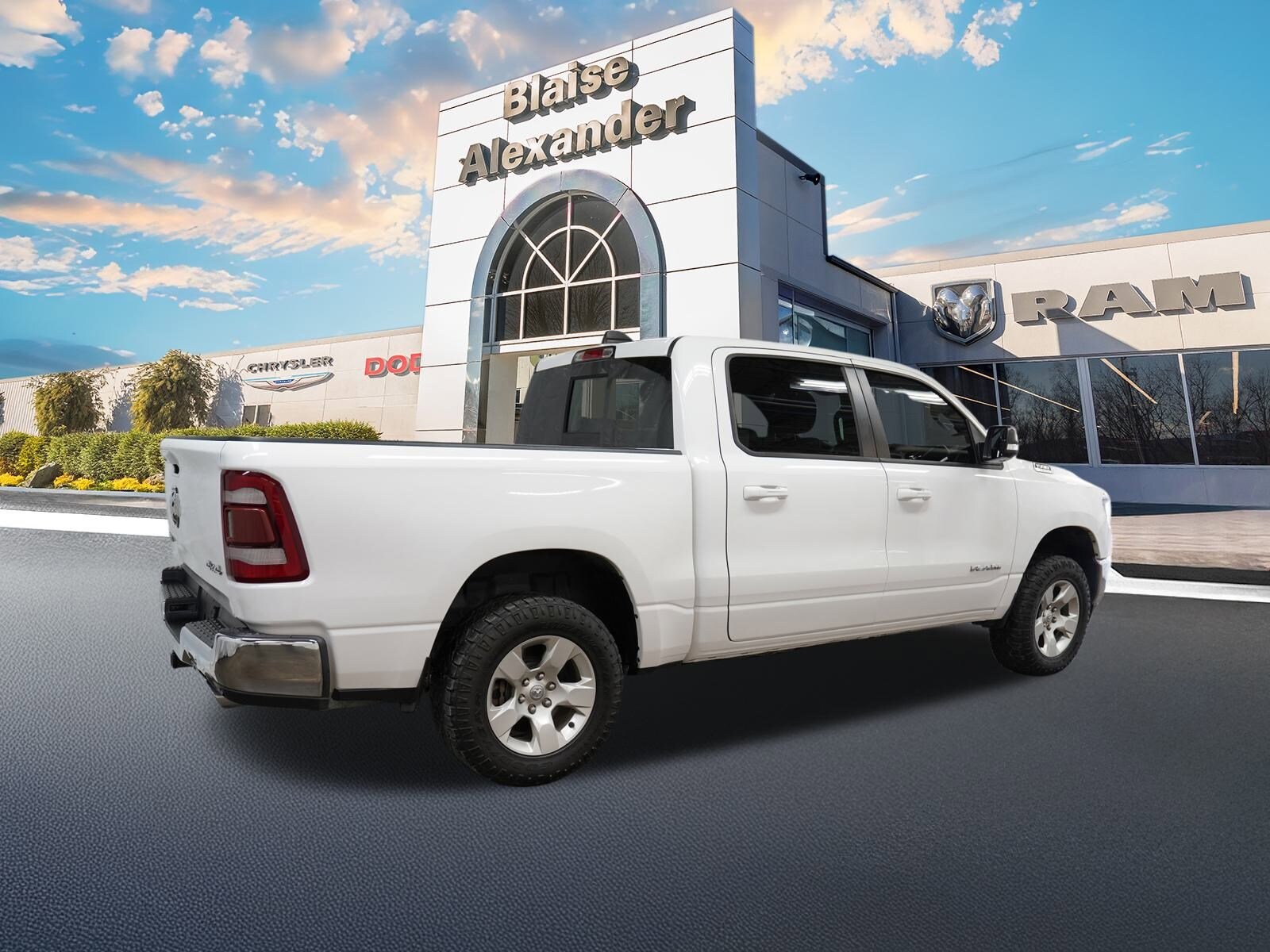 2021 Ram 1500 Big Horn Lone Star photo 3