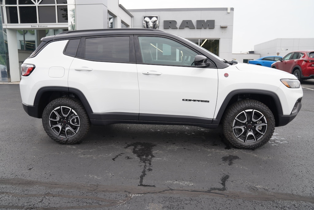New 2026 Jeep Compass TRAILHAWK 4X4 Sport Utility