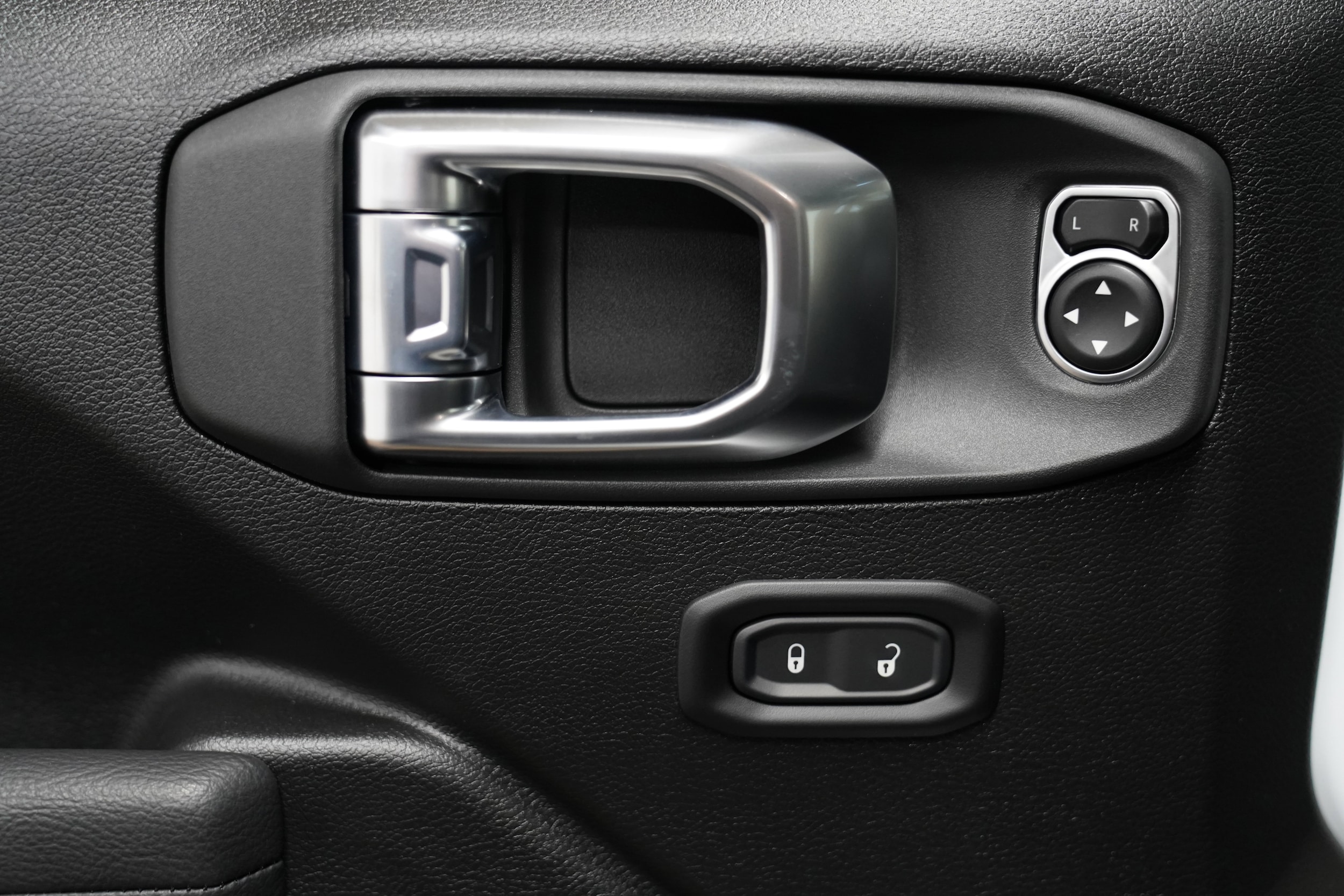 2026 Jeep Wrangler 2-Door Sport S - Photo 17