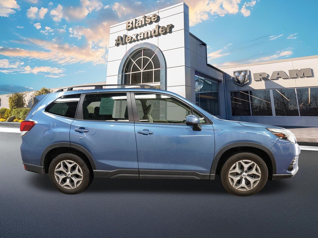 Used 2022 Subaru Forester Premium SUV