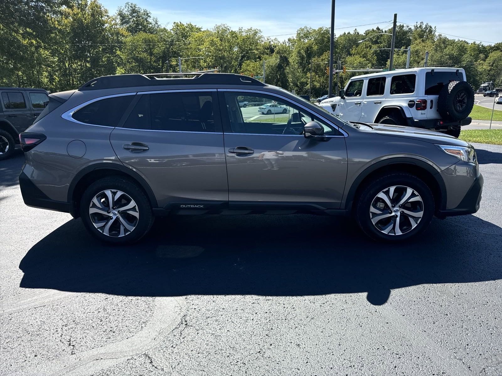 Used 2022 Subaru Outback Limited with VIN 4S4BTGND1N3236467 for sale in Lewisburg, PA