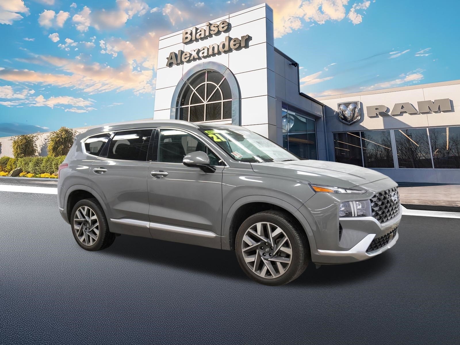 2021 Hyundai Santa Fe Calligraphy 2.5 AWD 20" Wheels's photo