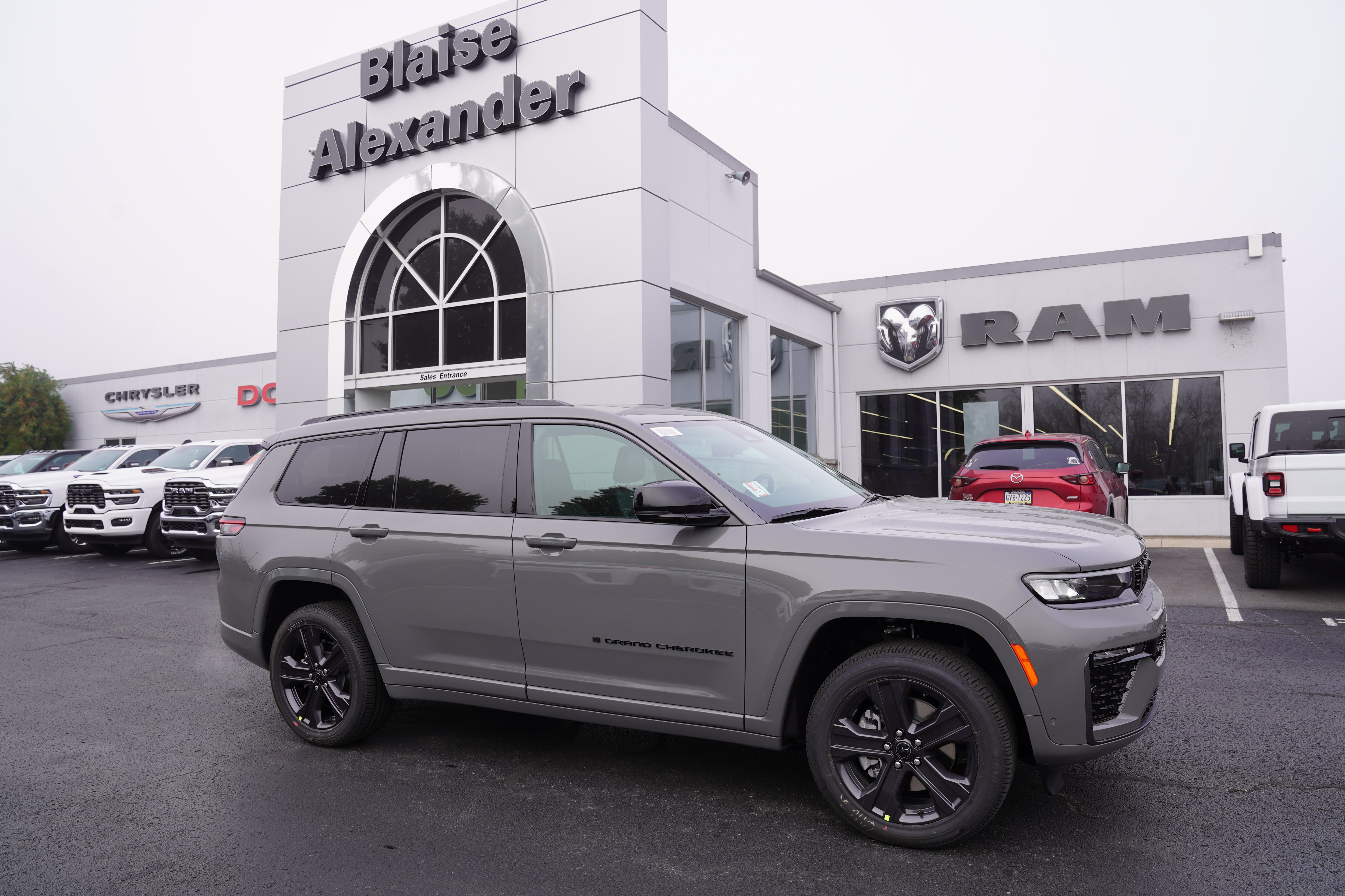 New 2027 Jeep Grand Cherokee L 3 Row LIMITED 4X4 Sport Utility