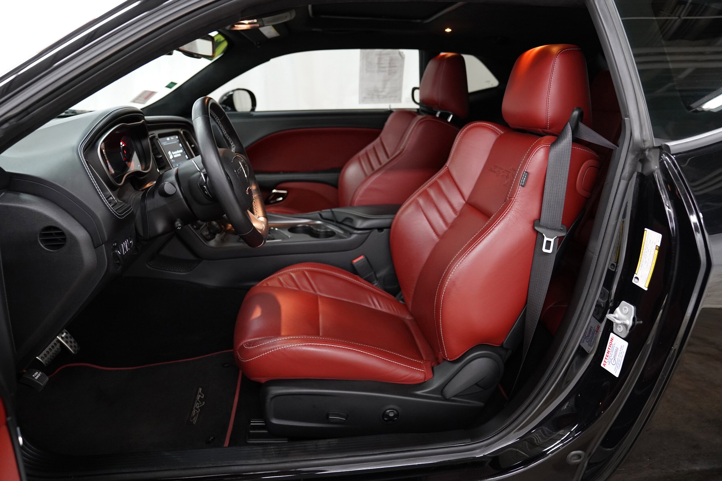 2022 Dodge Challenger SRT8 Hellcat Redeye photo 4