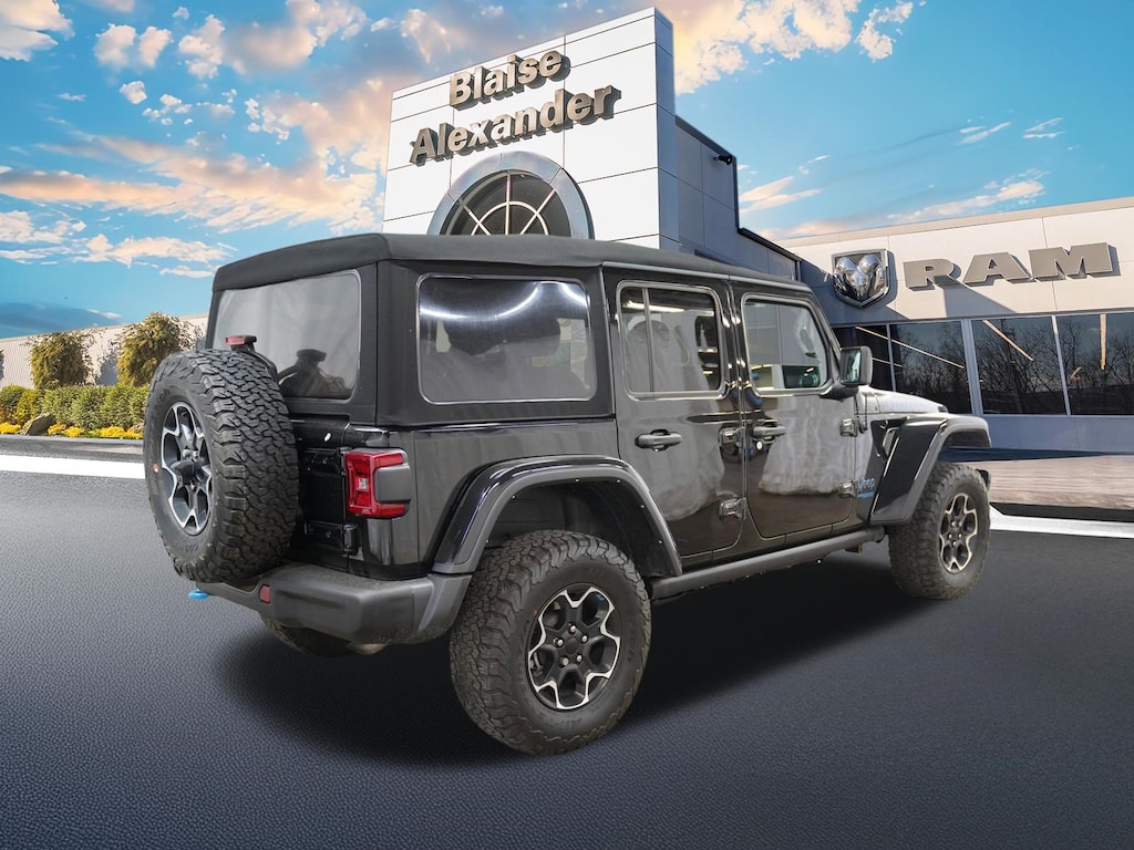 Used 2022 Jeep Wrangler 4xe Unlimited Rubicon SUV