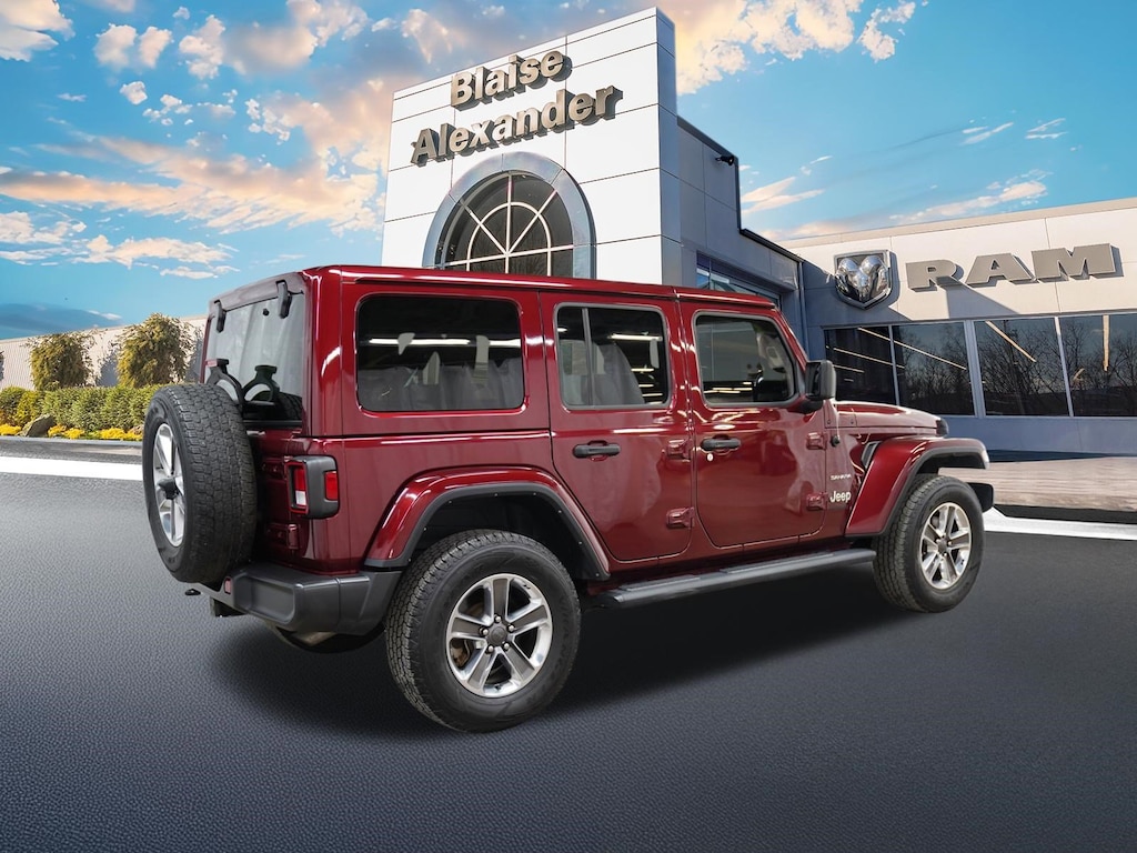 Used 2022 Jeep Wrangler Unlimited Sahara SUV