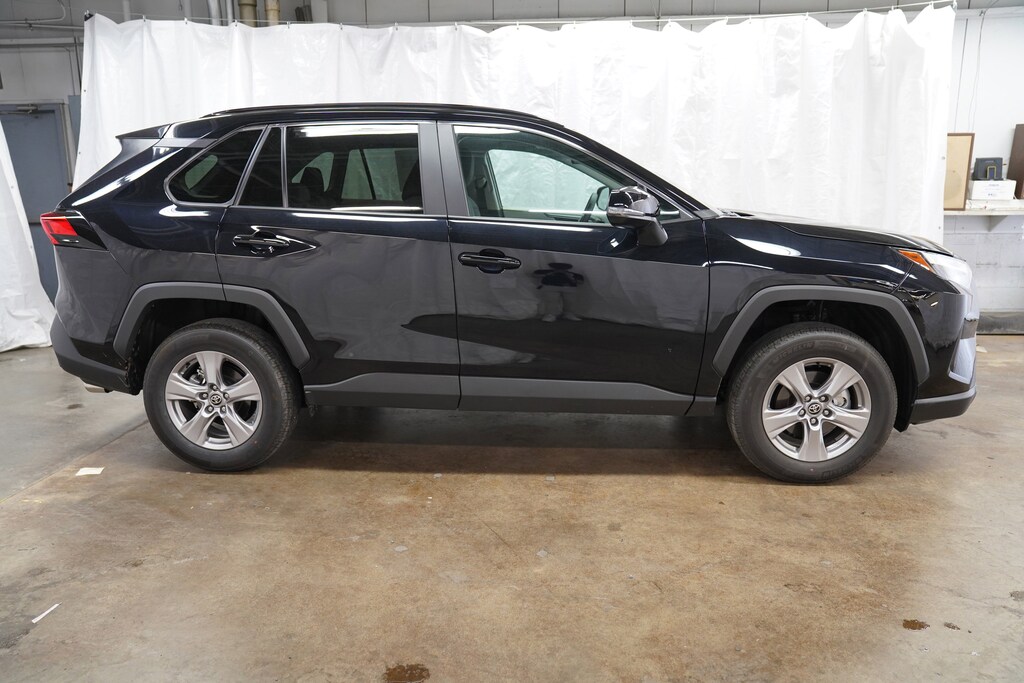 Used 2025 Toyota RAV4 XLE SUV