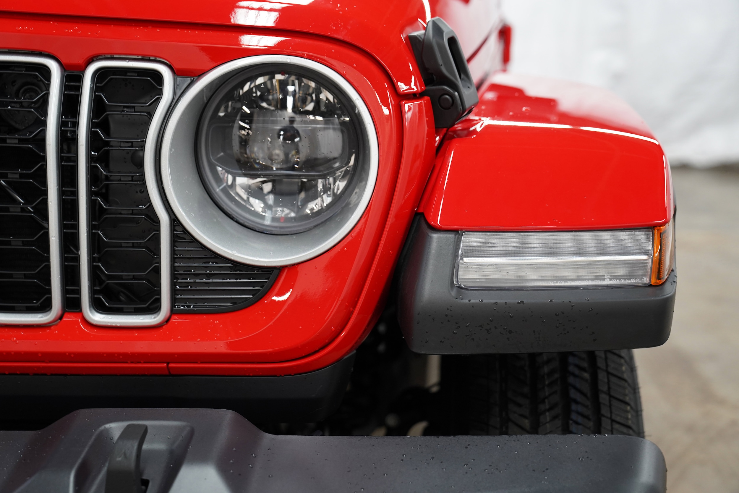 2026 Jeep Wrangler 4-Door Sahara - Photo 14