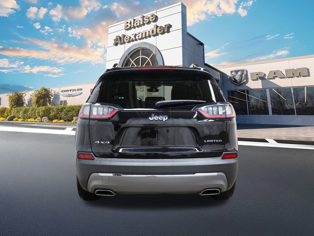 Used 2022 Jeep Cherokee Limited SUV