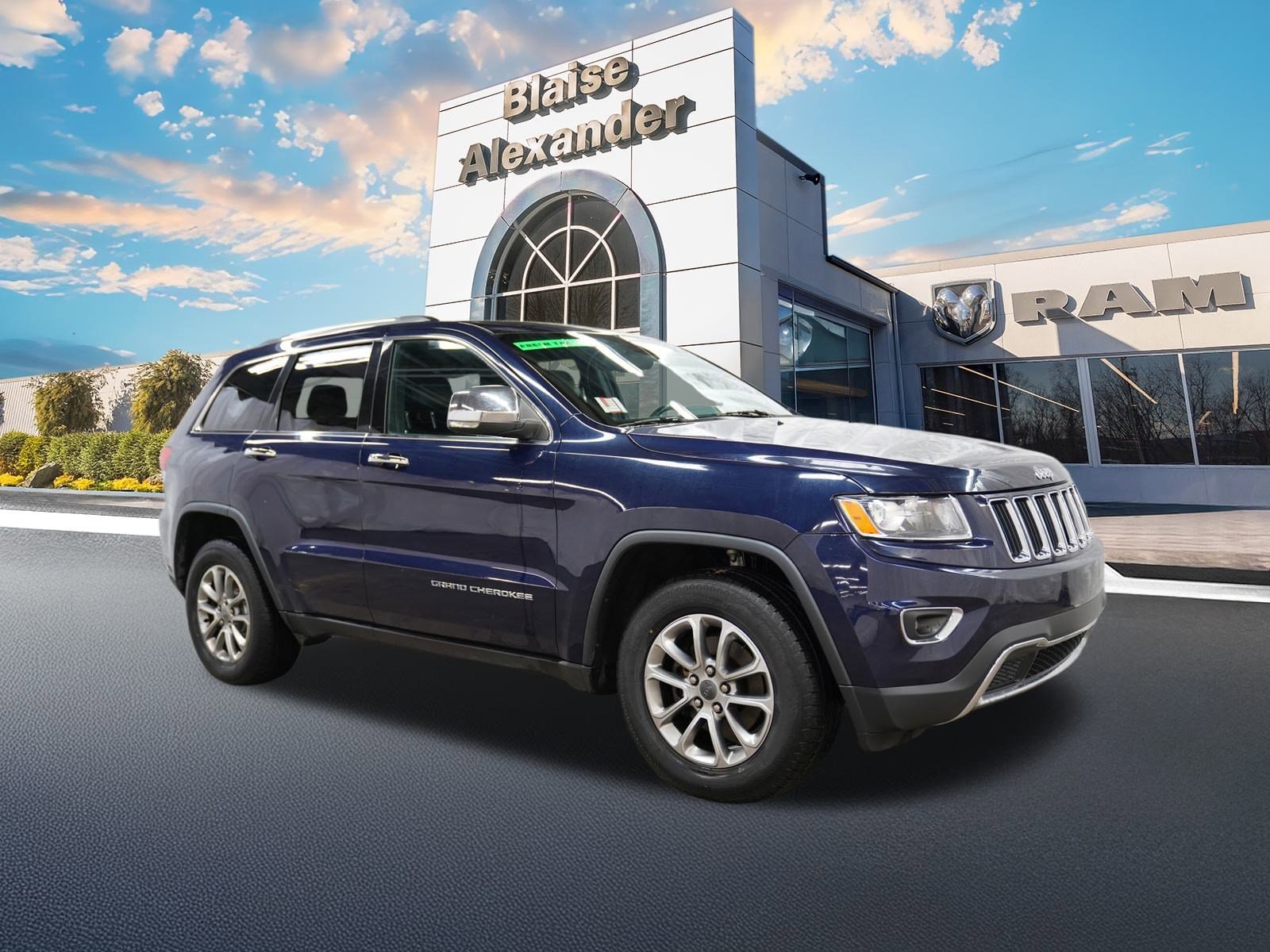 2016 Jeep Grand Cherokee Limited's photo