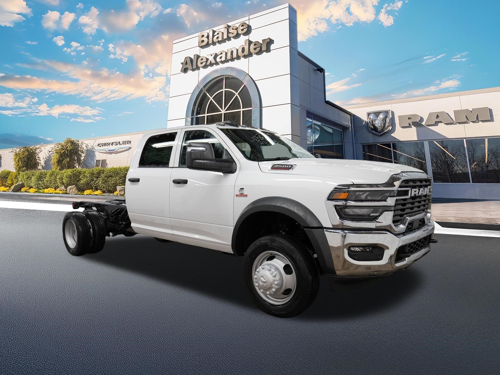 2026 RAM 4500 Tradesman 4X4 Crew Cab DRW 173" WB's photo