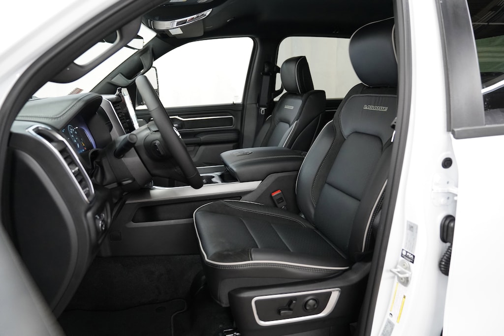 New 2026 Ram 1500 LARAMIE CREW CAB 4X4 5'7 BOX Pickup