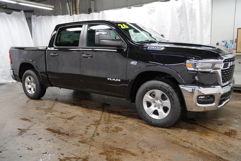 New 2026 Ram 1500 BIG HORN CREW CAB 4X4 5'7 BOX Pickup