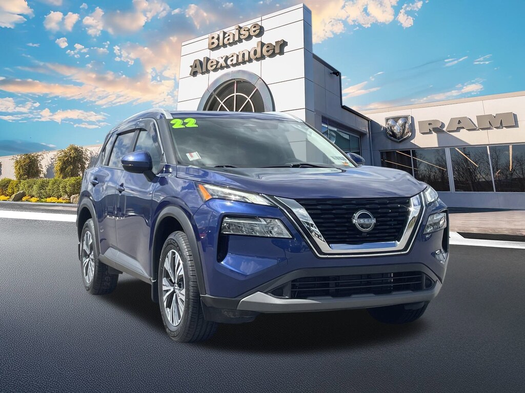 Used 2022 Nissan Rogue SV SUV