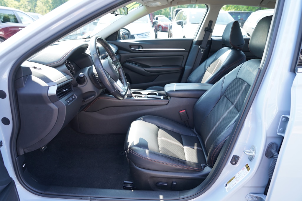 Used 2024 Nissan Altima 2.5 SR Sedan