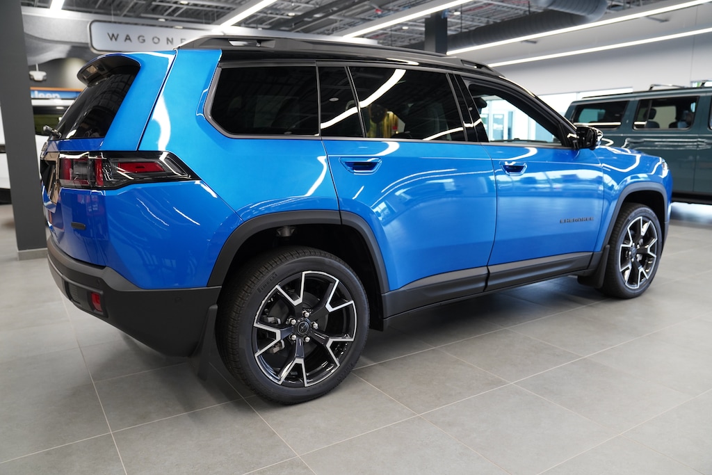 New 2026 Jeep Cherokee OVERLAND 4X4 Sport Utility
