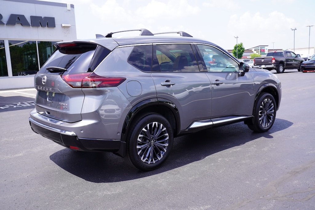 Used 2026 Nissan Rogue Platinum SUV