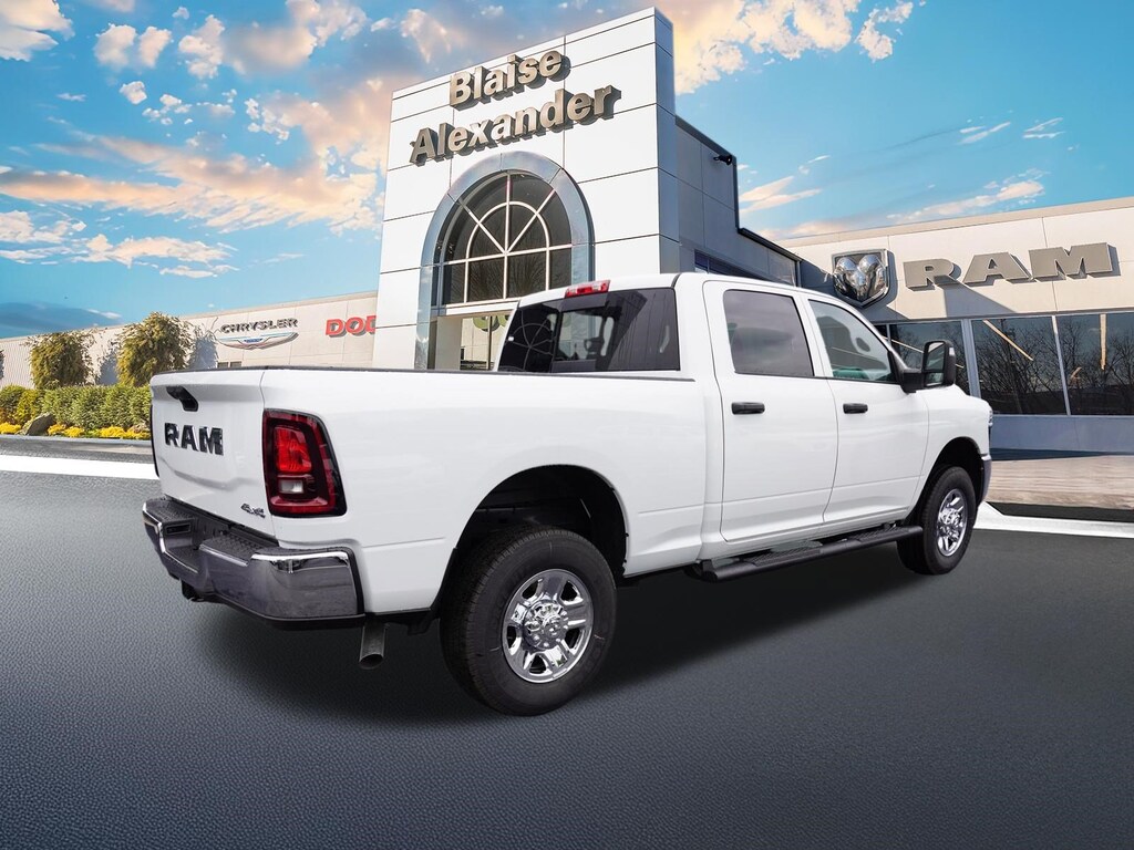 New 2026 Ram 2500 TRADESMAN CREW CAB 4X4 6'4 BOX Pickup