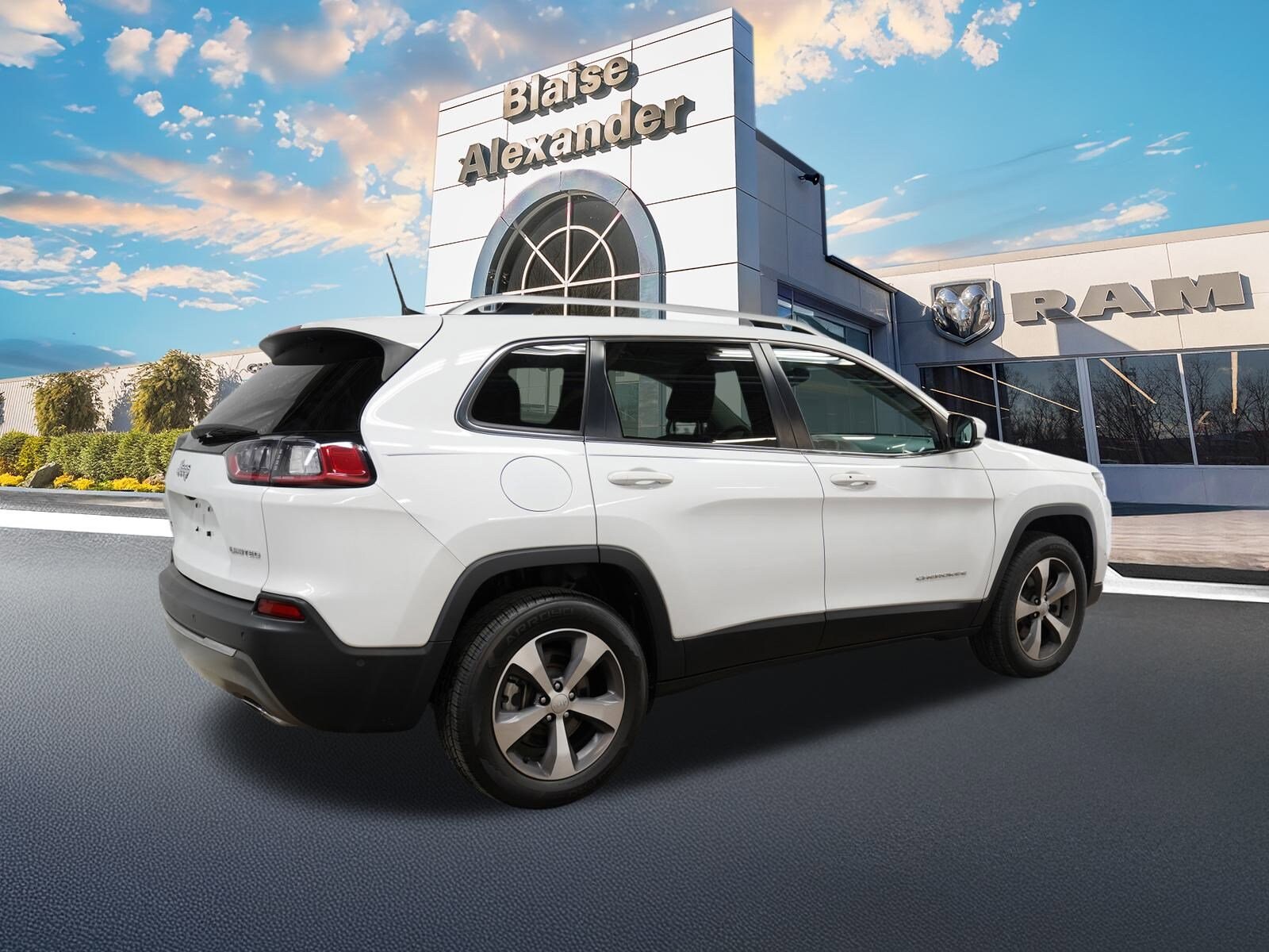 2021 Jeep Cherokee Limited photo 3