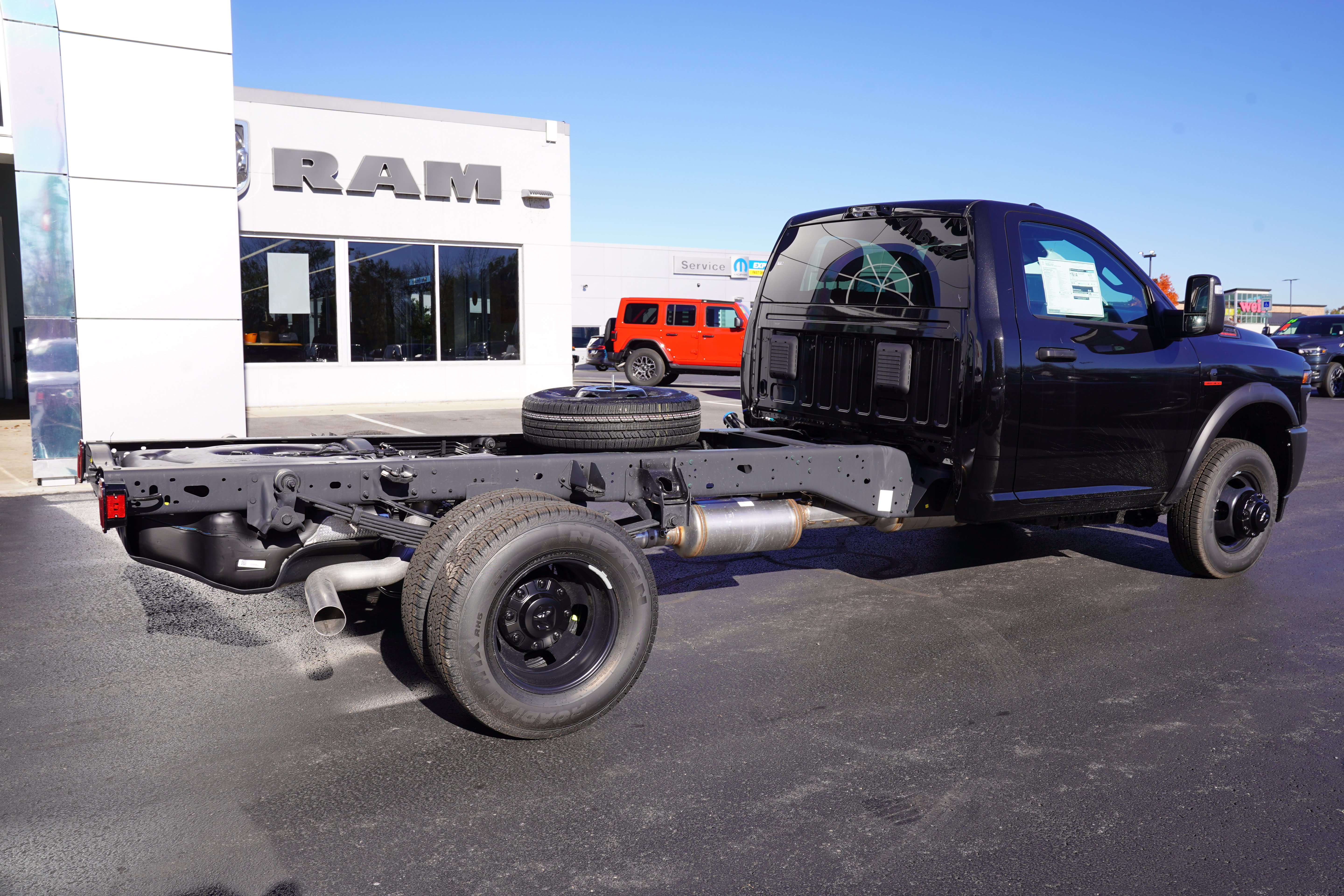 New 2027 Ram 3500 REG CAB CHASSIS 4X4 Pickup