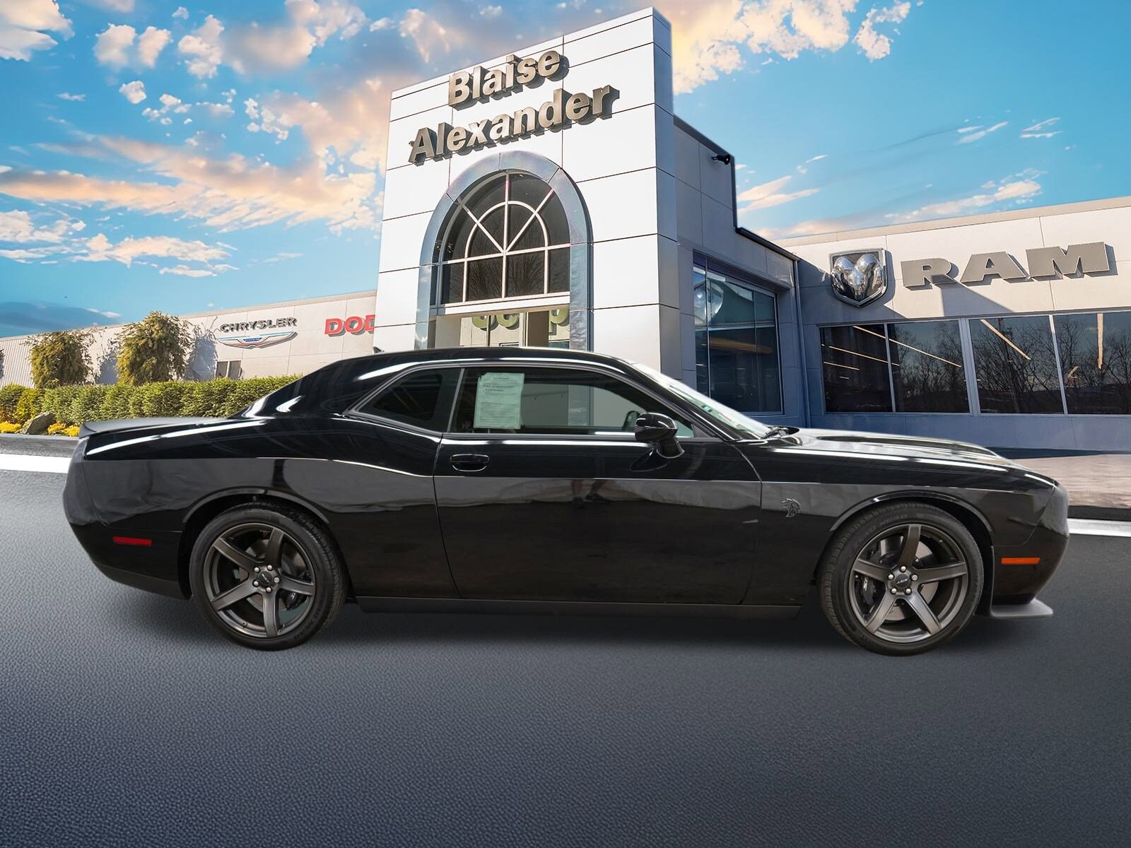 2022 Dodge Challenger SRT8 Hellcat Redeye photo 2