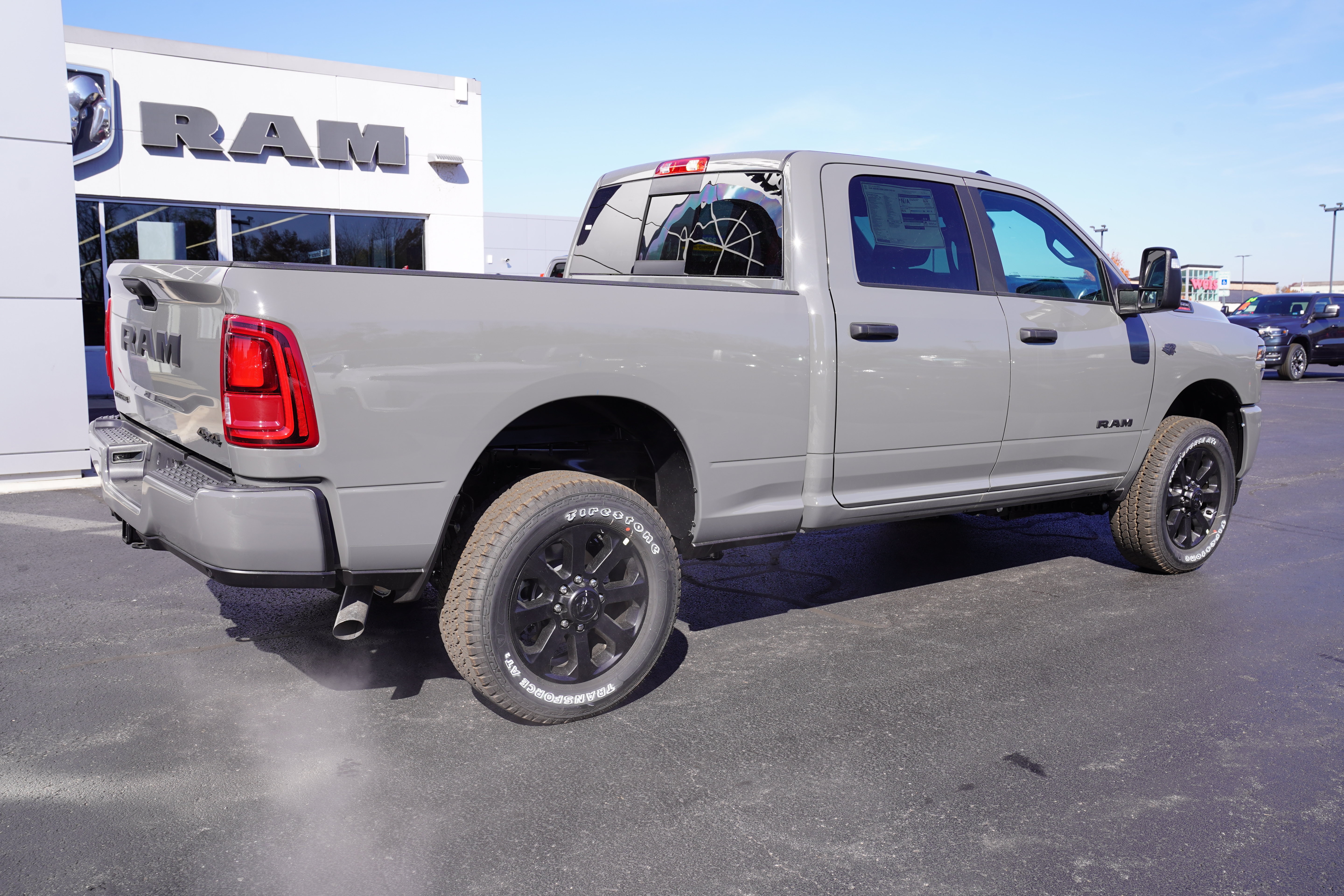 New 2027 Ram 2500 BIG HORN CREW CAB 4X4 Pickup