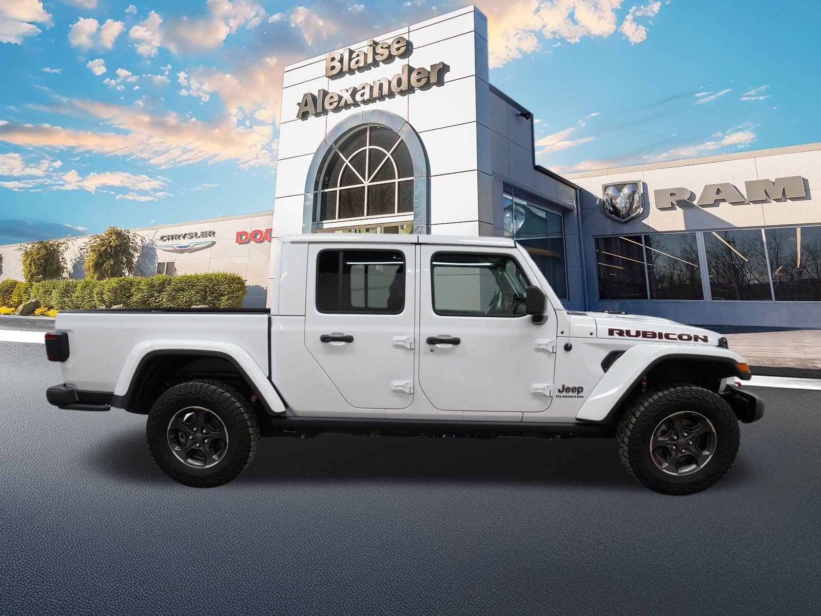 Used 2021 Jeep Gladiator Rubicon with VIN 1C6JJTBG8ML526823 for sale in Lewisburg, PA