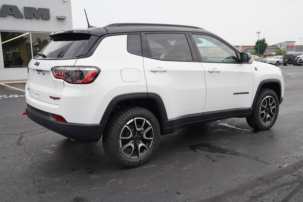 New 2026 Jeep Compass TRAILHAWK 4X4 Sport Utility
