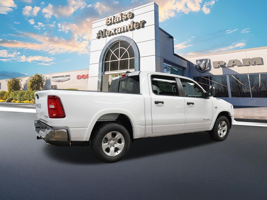 New 2026 Ram 1500 BIG HORN CREW CAB 4X4 5'7 BOX Pickup