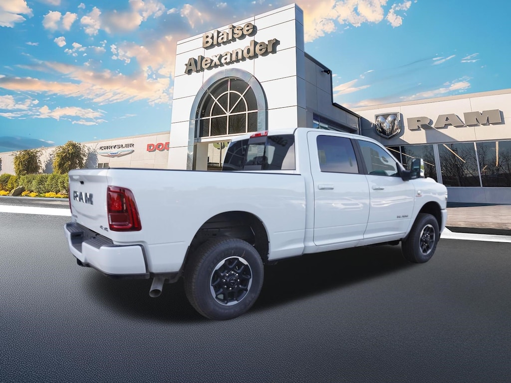 New 2026 Ram 2500 LARAMIE CREW CAB 4X4 6'4 BOX Pickup