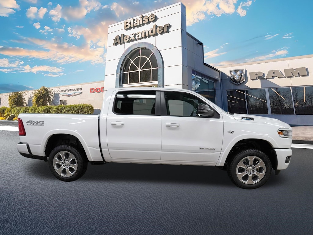 New 2026 Ram 1500 BIG HORN CREW CAB 4X4 5'7 BOX Pickup