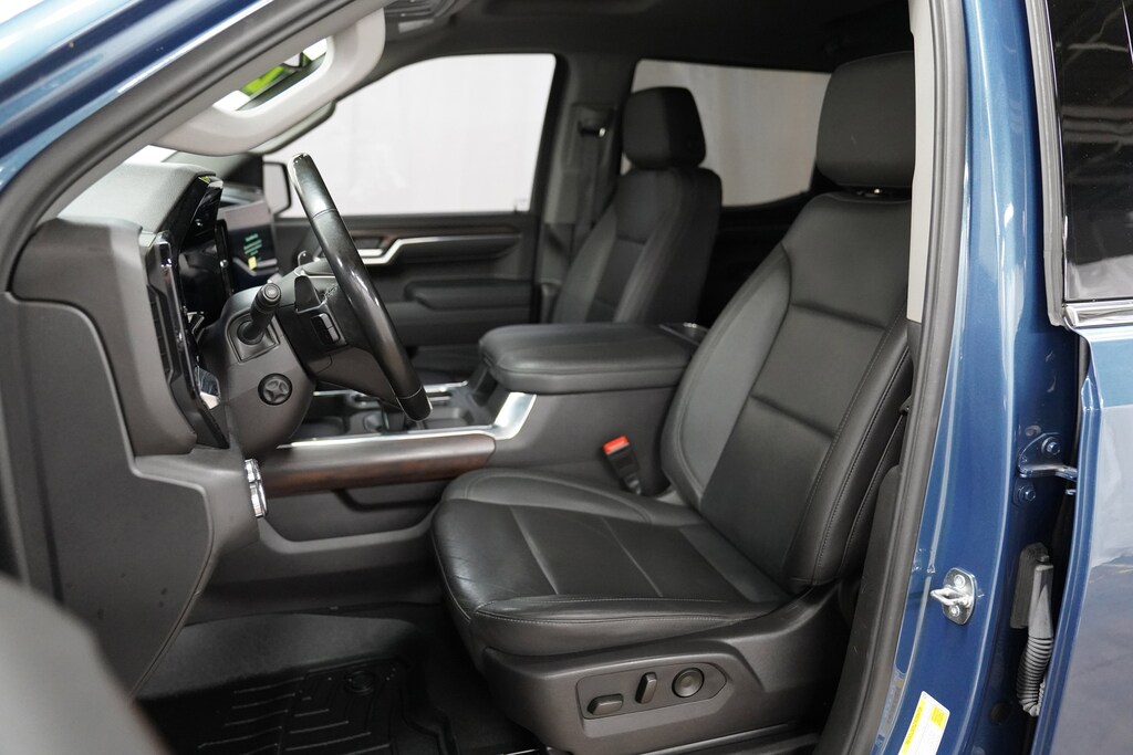 Used 2024 GMC Sierra 1500 SLT Truck Crew Cab