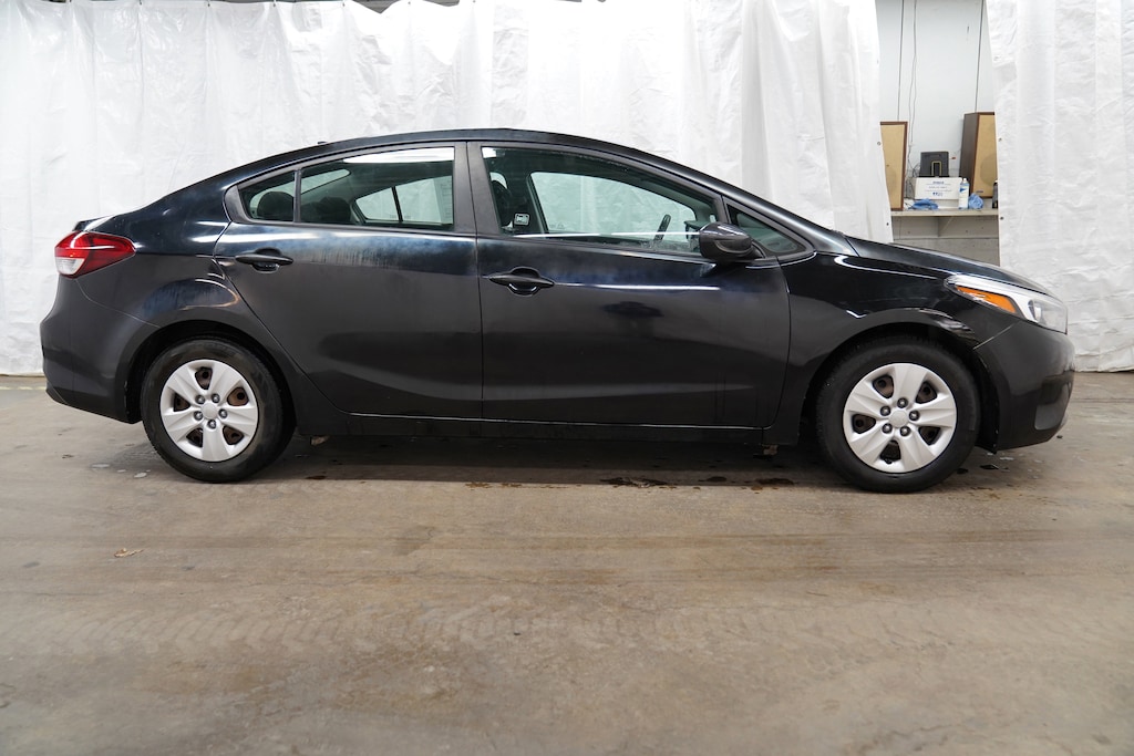 Used 2017 Kia Forte LX Sedan