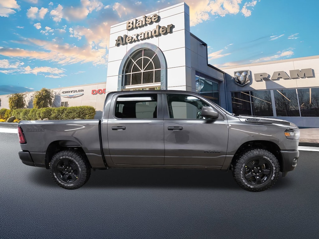 New 2026 Ram 1500 WARLOCK CREW CAB 4X4 5'7 BOX Pickup