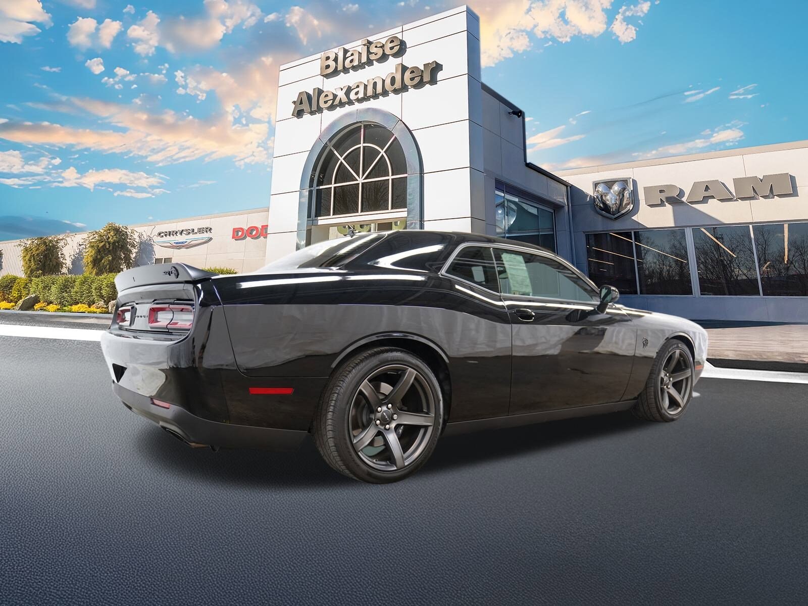 2022 Dodge Challenger SRT8 Hellcat Redeye photo 3