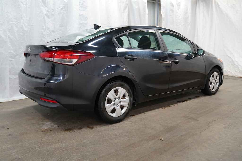 Used 2017 Kia Forte LX Sedan