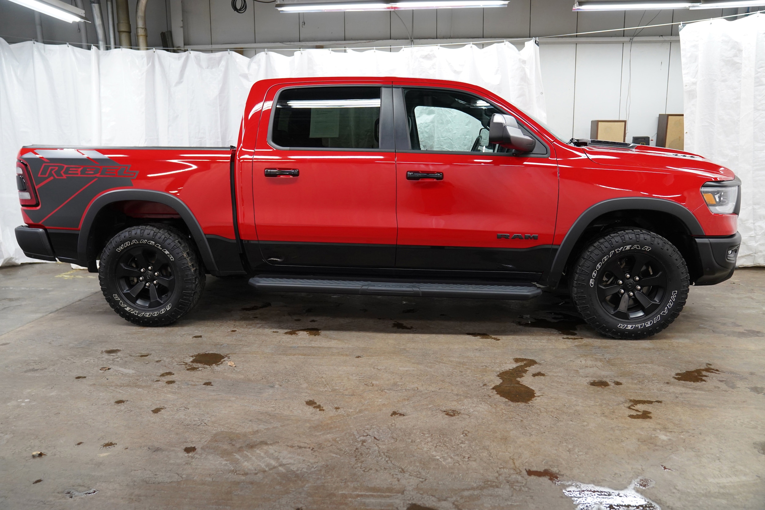2023 Ram 1500 Rebel photo 2