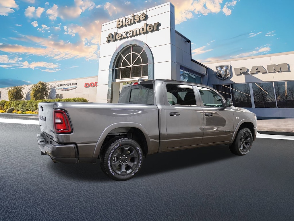 New 2026 Ram 1500 BIG HORN CREW CAB 4X4 5'7 BOX Pickup